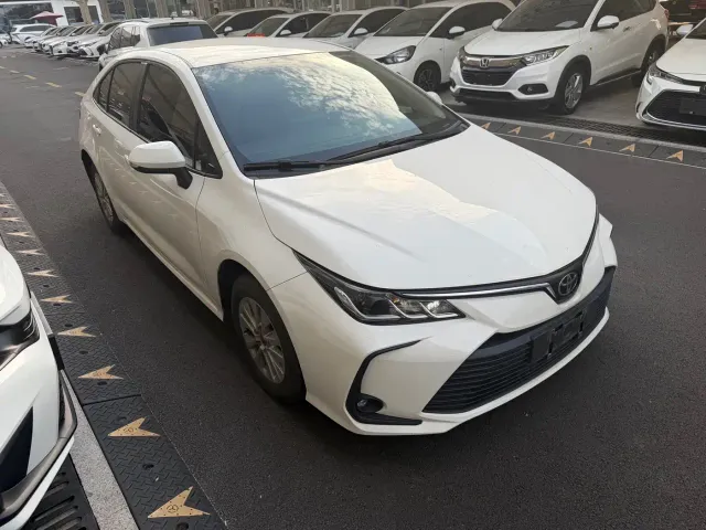 Toyota Corolla — Фото автомобиля 3