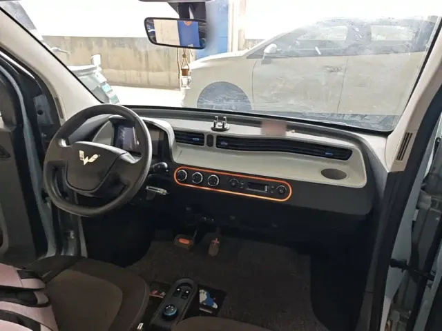 Wuling Hongguang Mini EV — Фото автомобиля 9