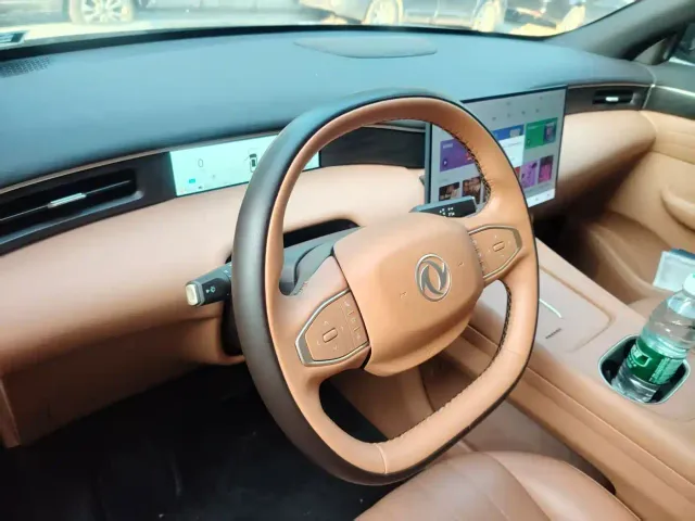 Dongfeng Aeolus L8 — Фото автомобиля 7