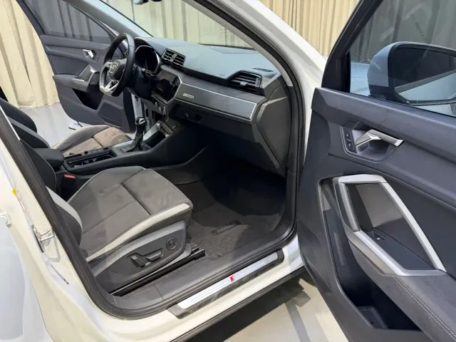 Audi Q3 — Фото автомобиля 7