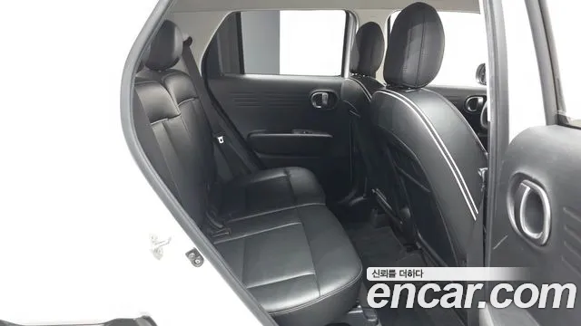 Hyundai Casper — Фото автомобиля 11