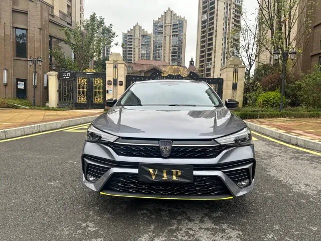 Roewe i5 — Фото автомобиля 2