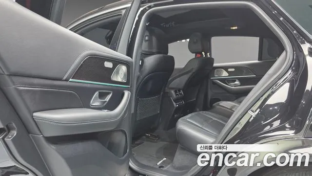 Mercedes-Benz GLE-Class — Фото автомобиля 18