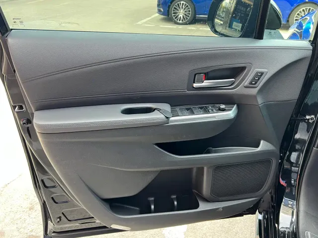 Toyota Sienna — Фото автомобиля 27