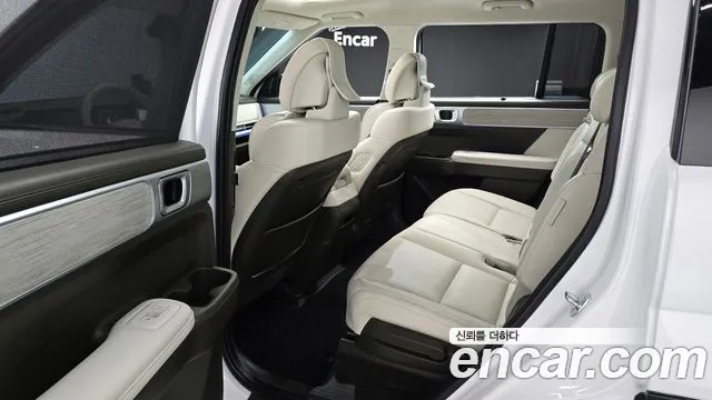 Hyundai Santafe Santa Fe (MX5) Бензин 2.5T 2WD — Фото автомобиля 11