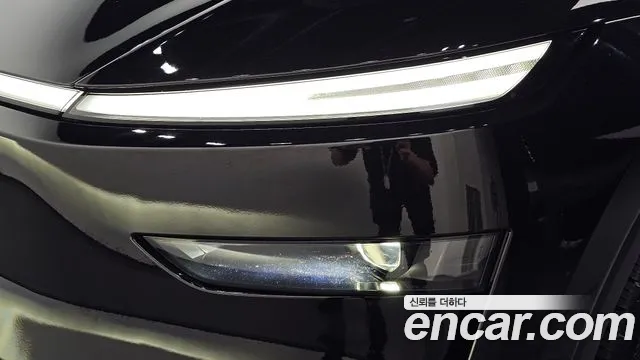 Tesla Model Y — Фото автомобиля 7