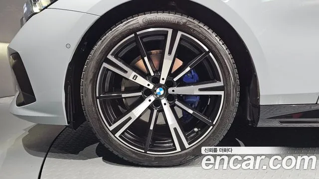 BMW 5-Series 5 серия (G60) 530i xDrive M Sport — Фото автомобиля 5