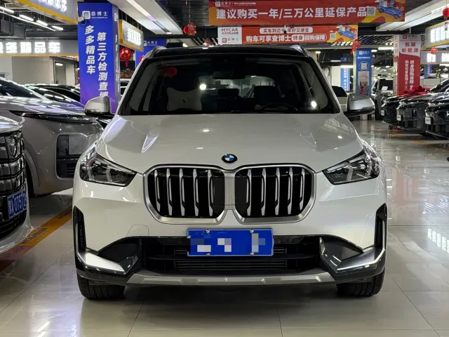 BMW X1 — Фото автомобиля 2