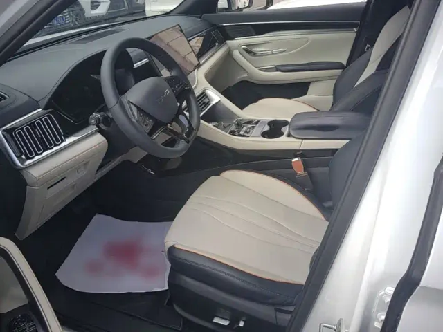 BYD Song PLUS — Фото автомобиля 14