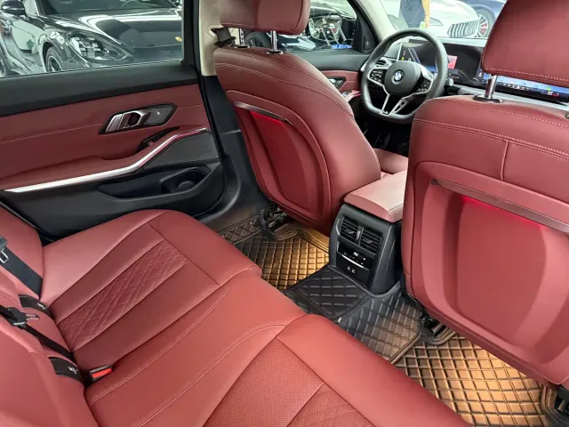 BMW 3 Series — Фото автомобиля 17