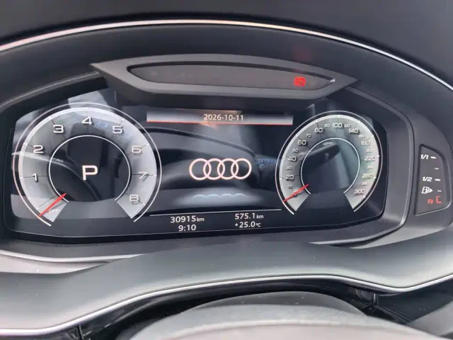 Audi Q7 — Фото автомобиля 8