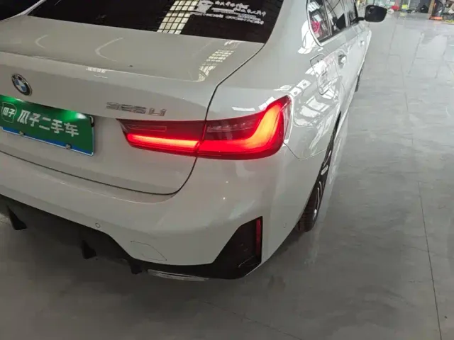 BMW 3 Series — Фото автомобиля 7