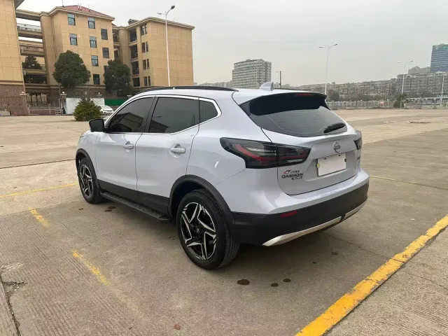 Nissan Qashqai — Фото автомобиля 4