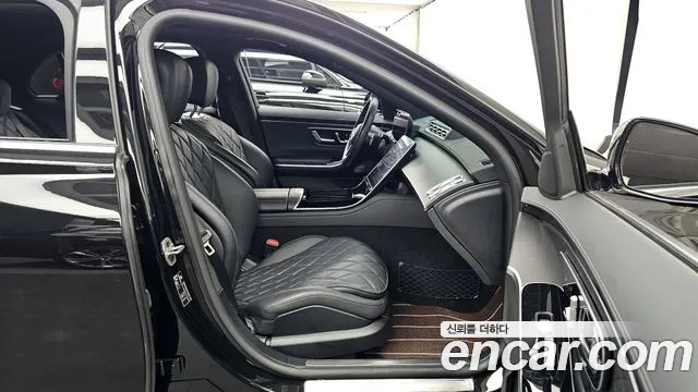 Mercedes-Benz S-Class — Фото автомобиля 11