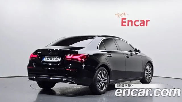 Mercedes-Benz A-Class W177 — Фото автомобиля 2