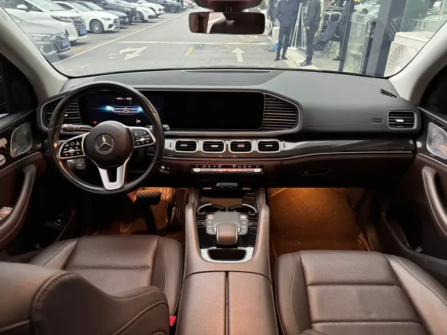 Mercedes-Benz GLE-Class — Фото автомобиля 8