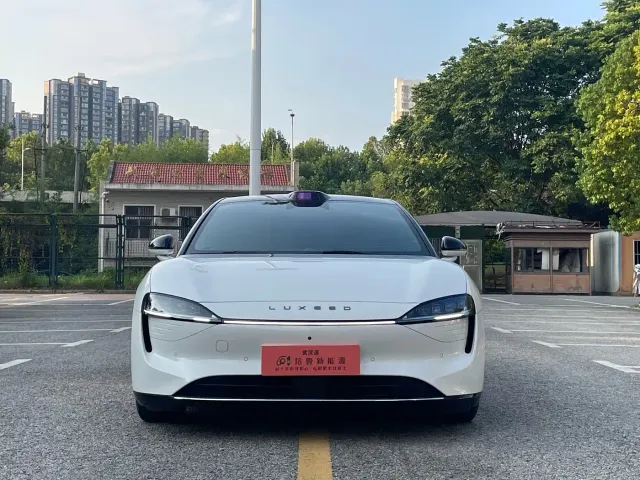 Luxeed S7 — Фото автомобиля 2