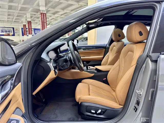 BMW 6 Series Gran Turismo — Фото автомобиля 8