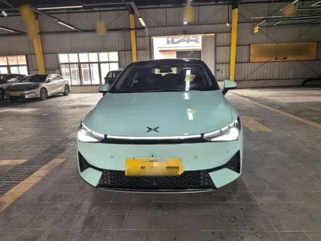 Xpeng P5 — Фото автомобиля 2