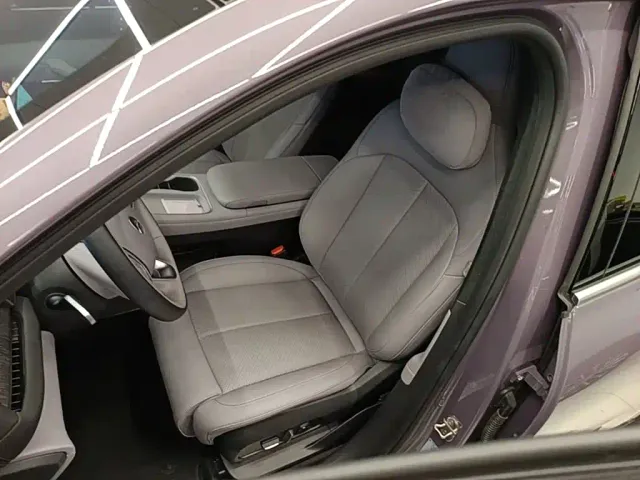 Nio EC6 — Фото автомобиля 14