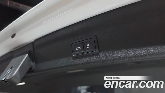 Audi Q3 35 TDI quattro Premium — Фото автомобиля 24