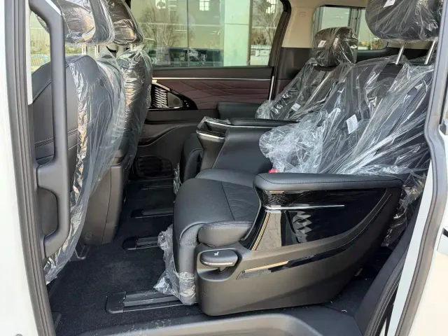 GAC Trumpchi M8 — Фото автомобиля 9