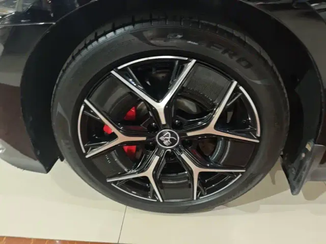 BYD Han — Фото автомобиля 22
