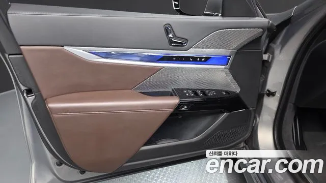 BMW 7-Series 7 серия (G70) 740i sDrive Design Pure Excellence — Фото автомобиля 21
