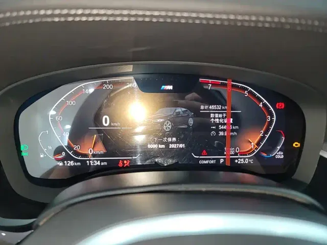 BMW 5 Series — Фото автомобиля 11