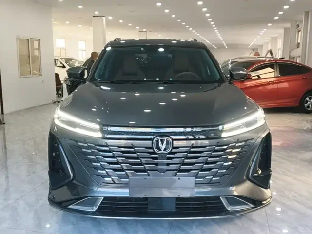 Changan CS75 Plus — Фото автомобиля 2