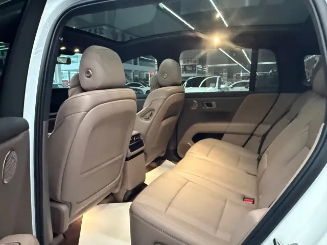 Li Auto i6 — Фото автомобиля 5