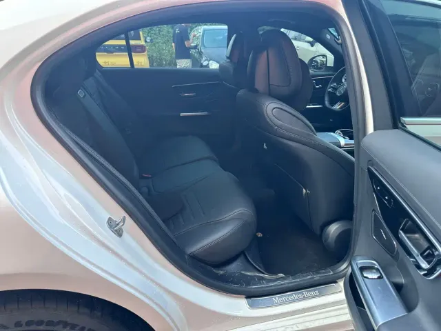 Mercedes-Benz C-Class — Фото автомобиля 15
