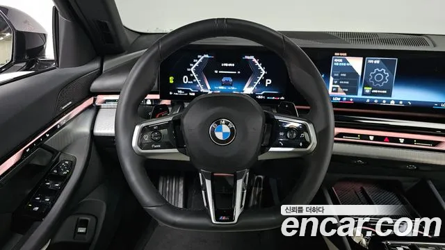 BMW 5 Series G60 — Фото автомобиля 18
