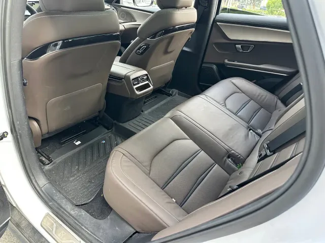 BYD Han — Фото автомобиля 15