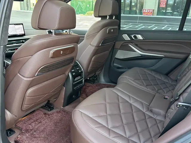 BMW X5 — Фото автомобиля 11