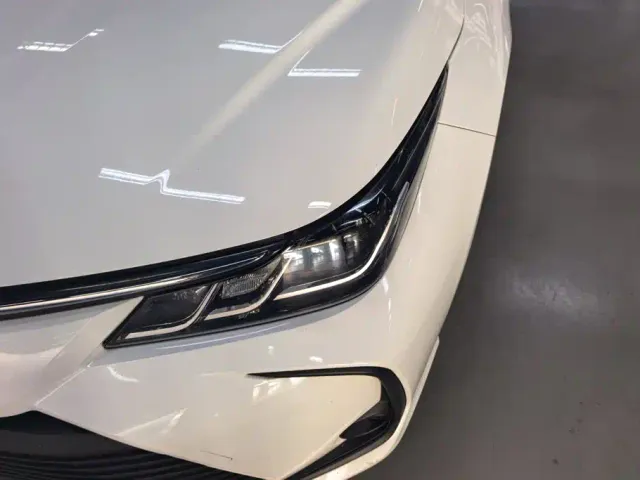 Toyota Corolla — Фото автомобиля 5