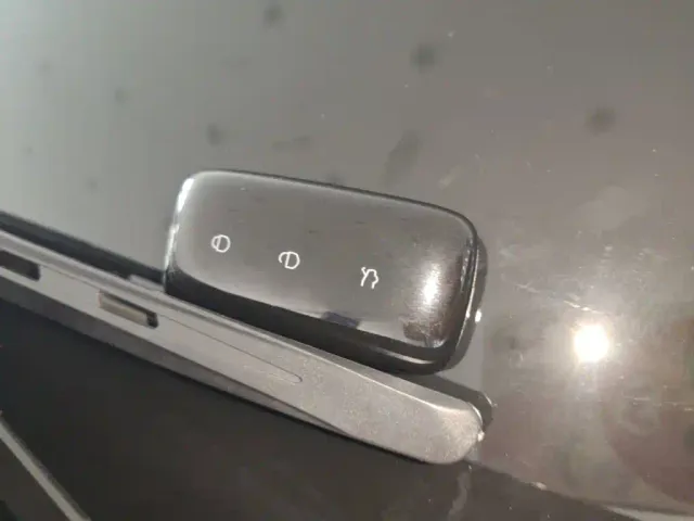 Geely Galaxy Starship 7 EM-i — Фото автомобиля 8