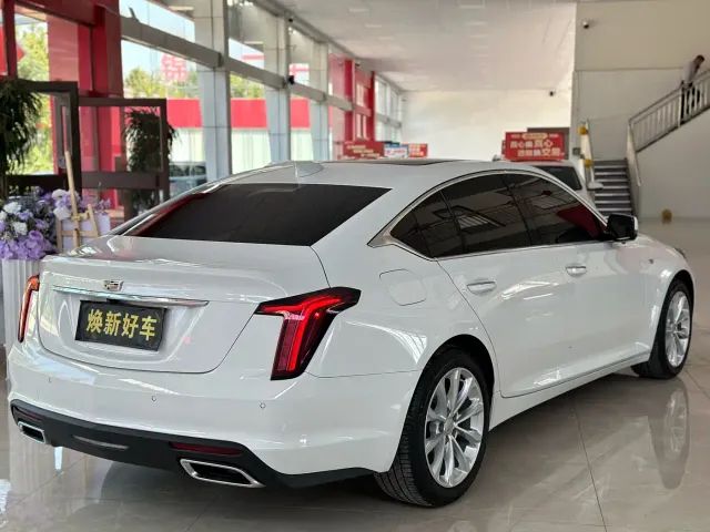 Cadillac CT5 — Фото автомобиля 6