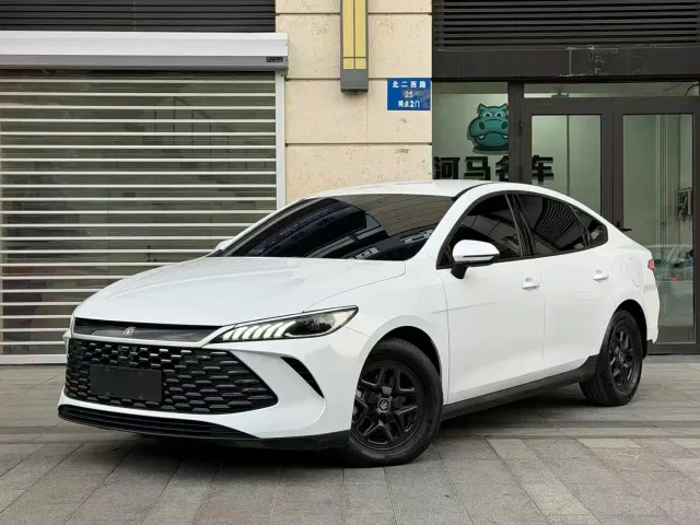 Фотография автомобиля — BYD Qin PLUS