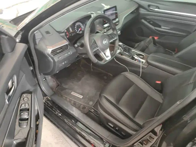 Nissan Teana — Фото автомобиля 15