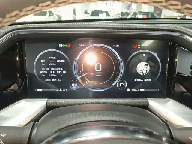 GAC Trumpchi GS8 — Фото автомобиля 11