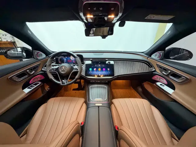 Mercedes-Benz E-Class — Фото автомобиля 5