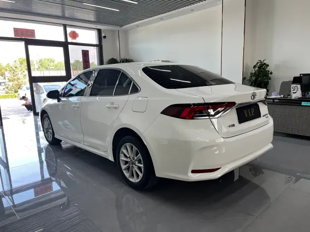 Toyota Corolla — Фото автомобиля 6