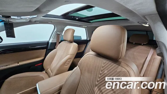 Hyundai Grandeur Grandeur (GN7) 3.5 Бензин 4WD — Фото автомобиля 15