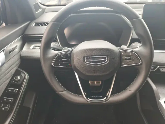 Geely Xingrui — Фото автомобиля 6