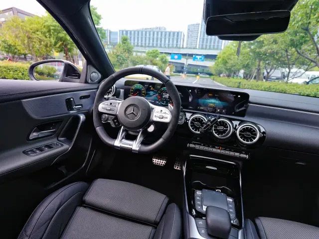 Mercedes-Benz A-Class AMG — Фото автомобиля 9