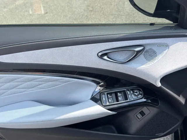 BYD Seal — Фото автомобиля 8