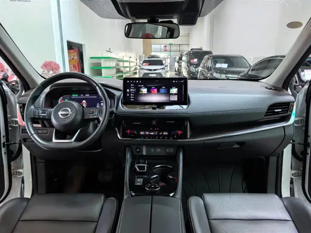 Nissan X-Trail — Фото автомобиля 6
