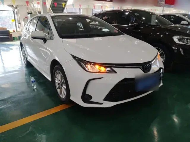 Toyota Corolla — Фото автомобиля 3