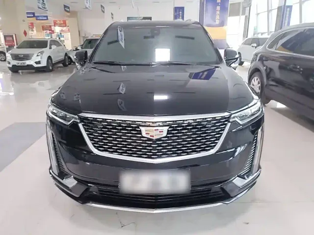 Cadillac XT6 — Фото автомобиля 2